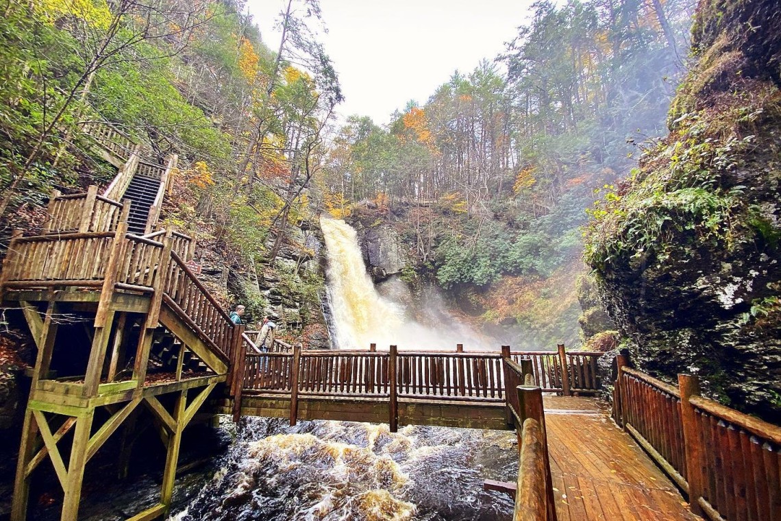 2bushkill_falls